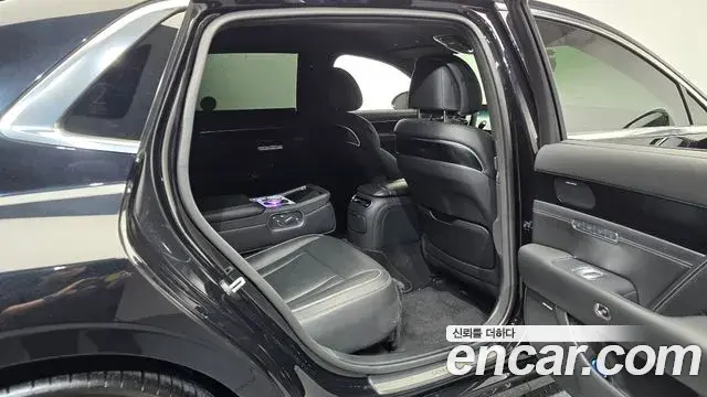 Genesis G90 2023 — Фото 10/20