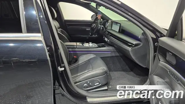 Genesis G90 2023 — Şəkil 31/39