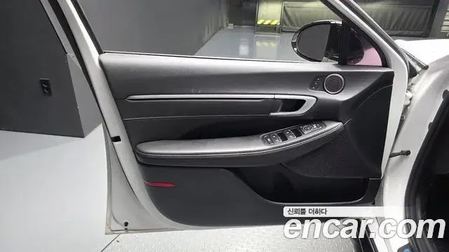 Hyundai Sonata Hybrid 2019 — ფოტო 25/33