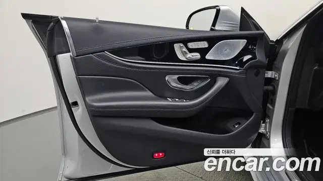 Mercedes-Benz AMG GT 2019 — Photo 19/36