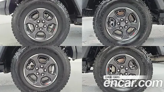 Jeep Gladiator 2023 — Photo 12/20