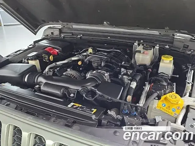 Jeep Gladiator 2023 — Photo 18/20