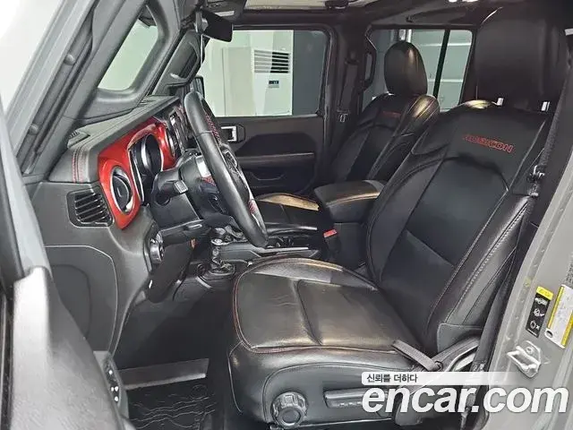Jeep Gladiator 2023 — Photo 10/20