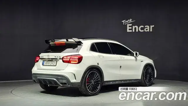 Mercedes-Benz GLA-Class 2018 — Şəkil 2/30
