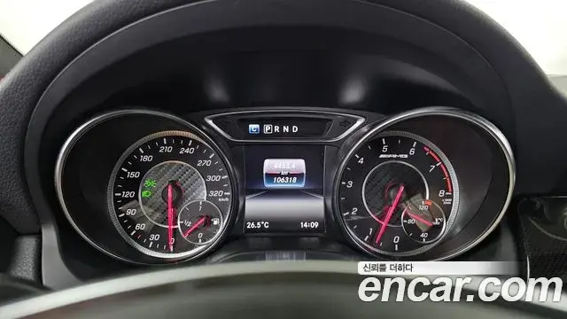 Mercedes-Benz GLA-Class 2018 — Şəkil 22/30