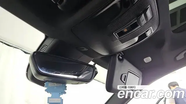 Mercedes-Benz GLA-Class 2018 — Şəkil 5/30