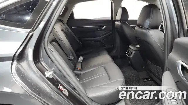 Hyundai Sonata 2021 — Фото 10/20