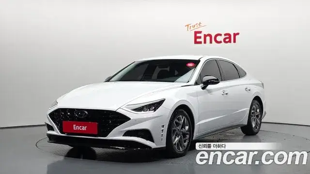 Hyundai Sonata 2021 — Фото 1/20