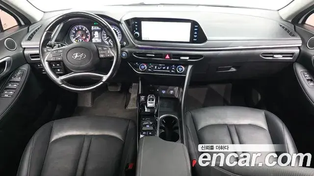 Hyundai Sonata 2021 — Фото 7/20