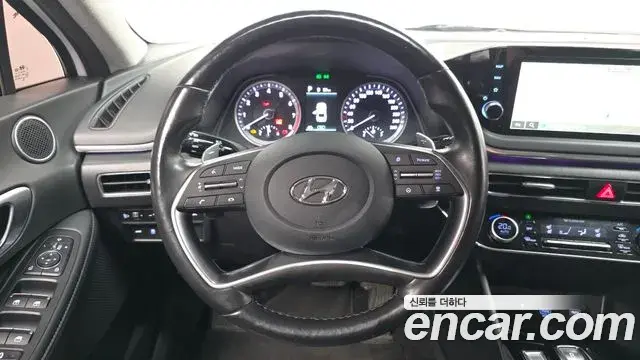 Hyundai Sonata 2021 — Фото 13/20