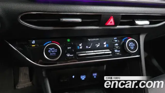 Hyundai Sonata 2021 — Фото 17/20