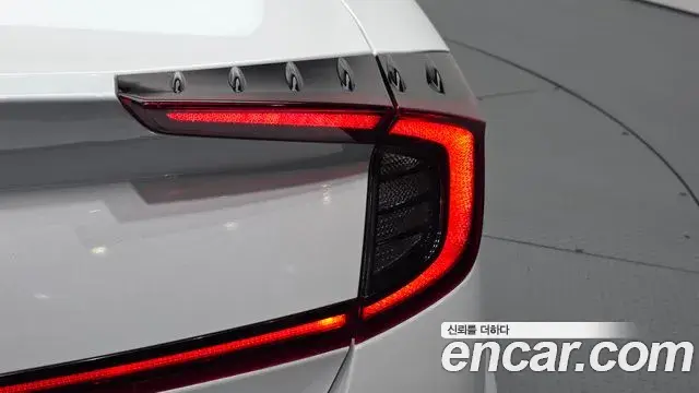 Hyundai Sonata Hybrid 2021 — ფოტო 32/32