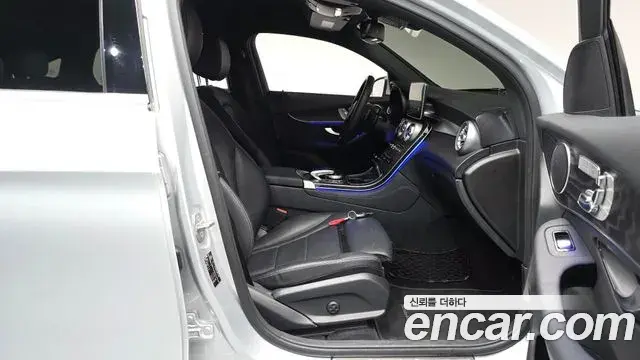 Mercedes-Benz GLC-Class 2019 — ფოტო 2/32