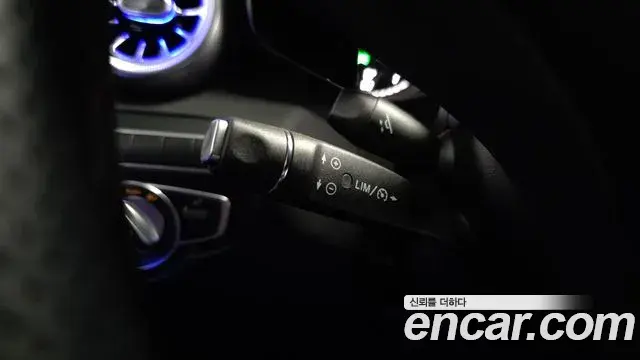 Mercedes-Benz GLC-Class 2019 — ფოტო 15/32