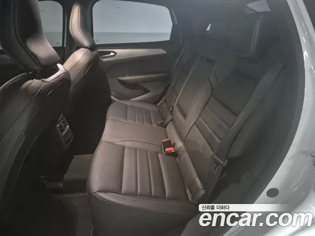 Renault Samsung XM3 2023 — Фото 11/16