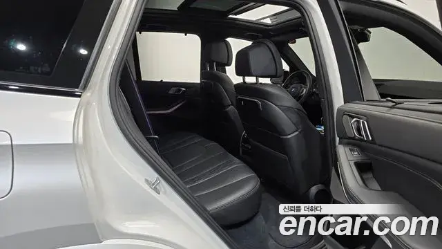 BMW X5 2025 — Фото 11/20