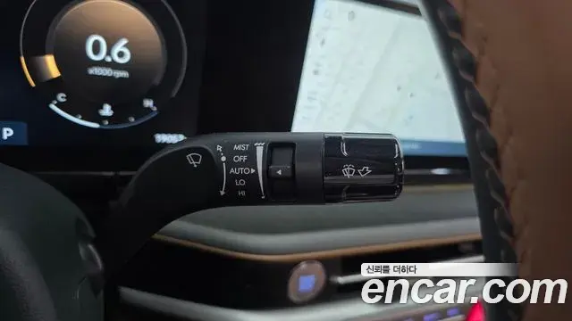 Hyundai Grandeur Hybrid 2023 — ფოტო 17/20