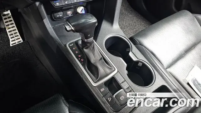 Kia Sportage The Bold 2021 — Фото 9/20