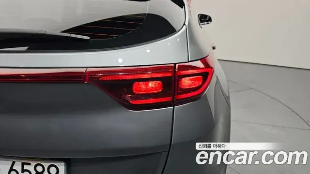 Kia Sportage The Bold 2021 — ფოტო 19/30