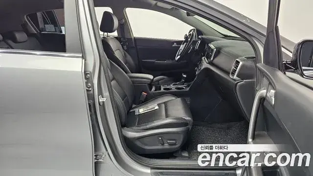 Kia Sportage The Bold 2021 — ფოტო 29/30