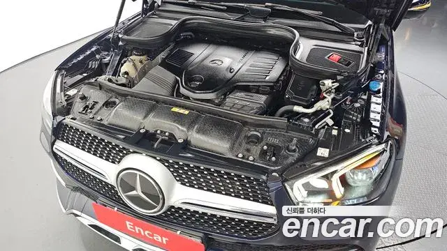 Mercedes-Benz GLE-Class 2020 — Şəkil 8/30