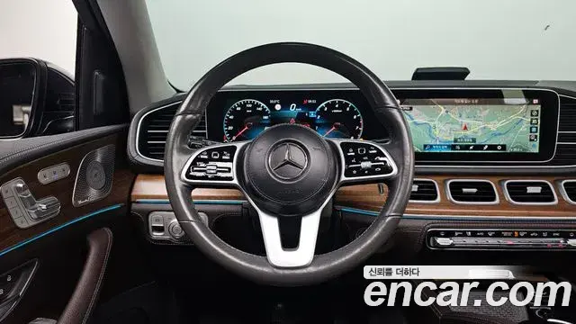 Mercedes-Benz GLE-Class 2020 — Şəkil 19/30