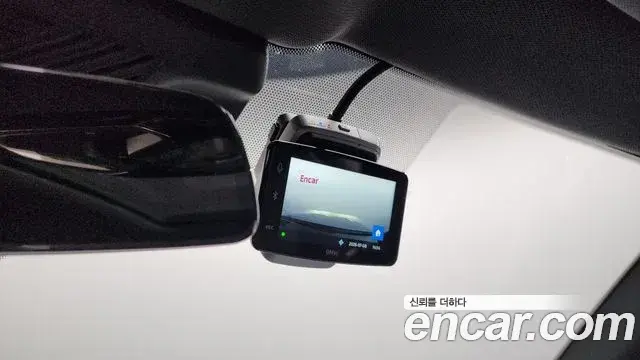 BMW 5 Series 2025 — Photo 17/20
