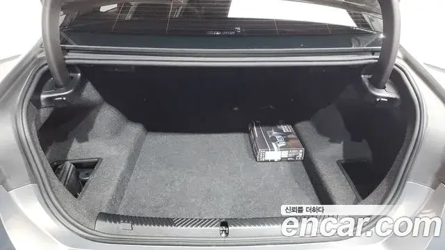 BMW 5 Series 2025 — Photo 19/20