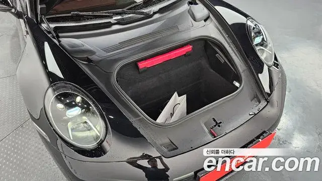 Porsche 911 2024 — Photo 18/35