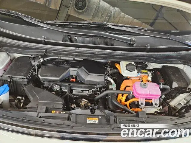 Hyundai Staria 2026 — Şəkil 6/20