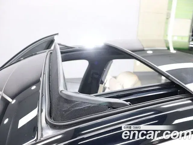 Mercedes-Benz S-Class 2023 — Фото 10/20