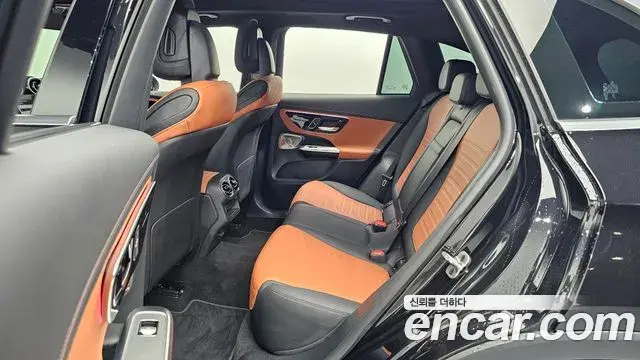 Mercedes-Benz GLC-Class 2024 — Фото 11/20