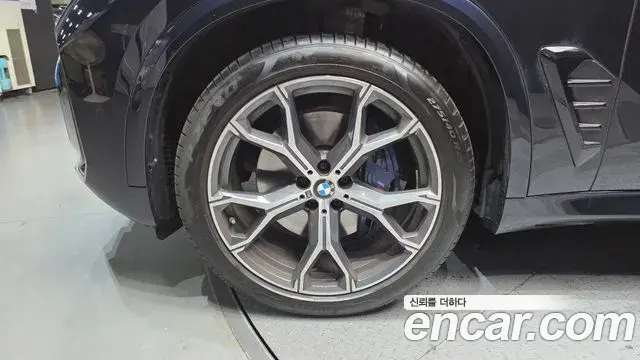 BMW X5 2025 — Şəkil 30/33