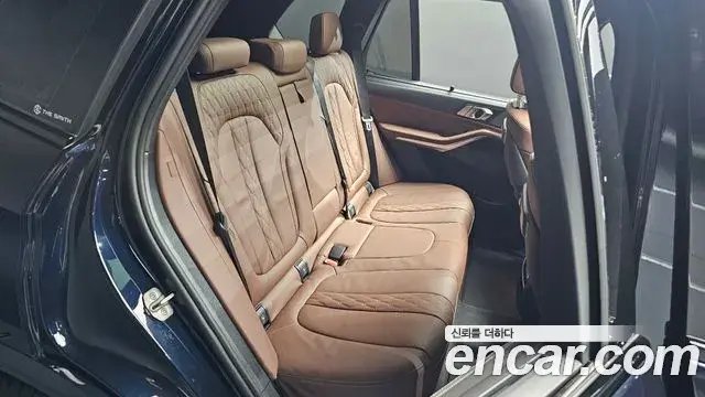 BMW X5 2025 — Şəkil 17/33
