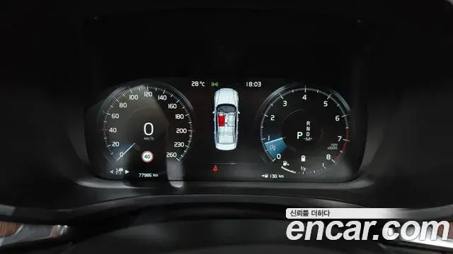 Volvo S60 2021 — ფოტო 21/36