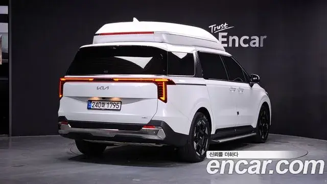 Kia Carnival 2024 — Şəkil 7/20