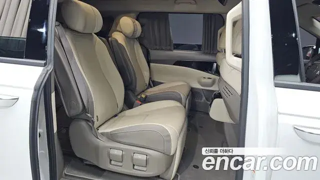 Kia Carnival 2024 — Şəkil 13/20