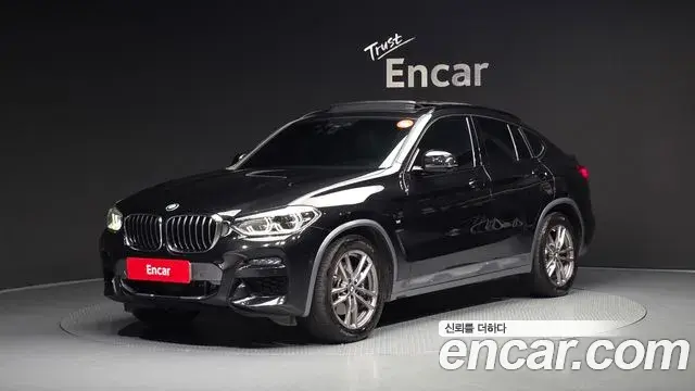 BMW X4 2021 — Şəkil 30/33