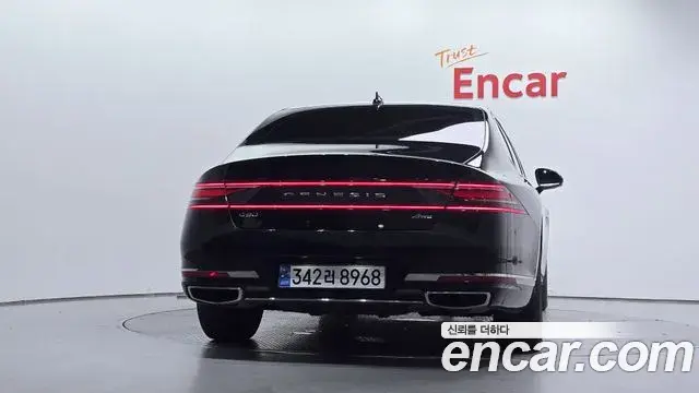 Genesis G90 2022 — ფოტო 14/32