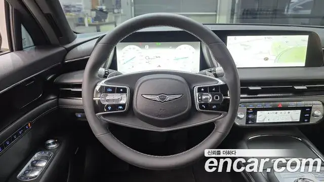 Genesis G90 2022 — ფოტო 30/32