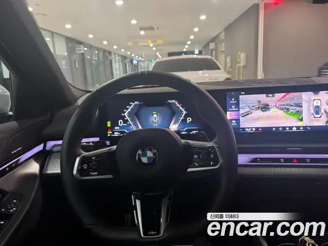 BMW 5 Series 2024 — Photo 10/19