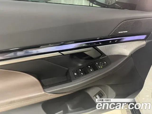 BMW 5 Series 2024 — Photo 19/19