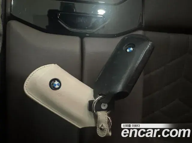 BMW 5 Series 2024 — Photo 7/19