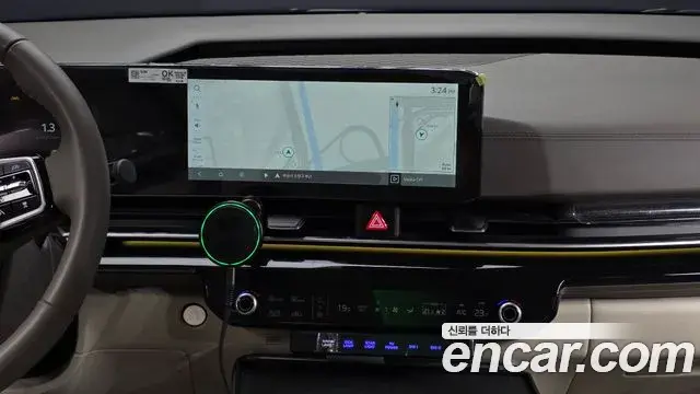 Kia Carnival 2024 — ფოტო 2/20