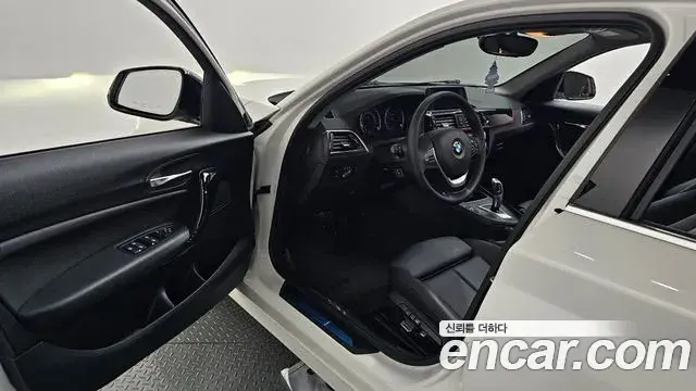 BMW 1 Series 2019 — Фото 10/20