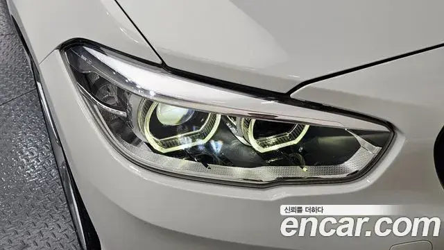 BMW 1 Series 2019 — ფოტო 11/32