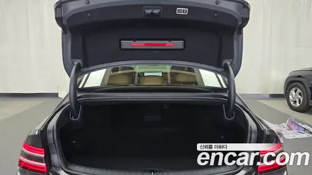Genesis G80 2020 — ფოტო 15/20