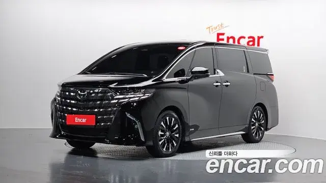 Toyota Alphard 2025 — Şəkil 31/34