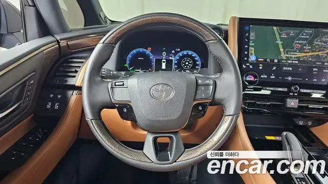 Toyota Alphard 2025 — Şəkil 18/34