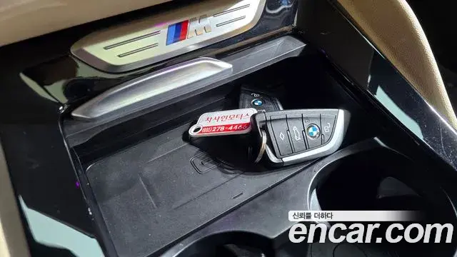 BMW X4 2021 — ფოტო 24/32
